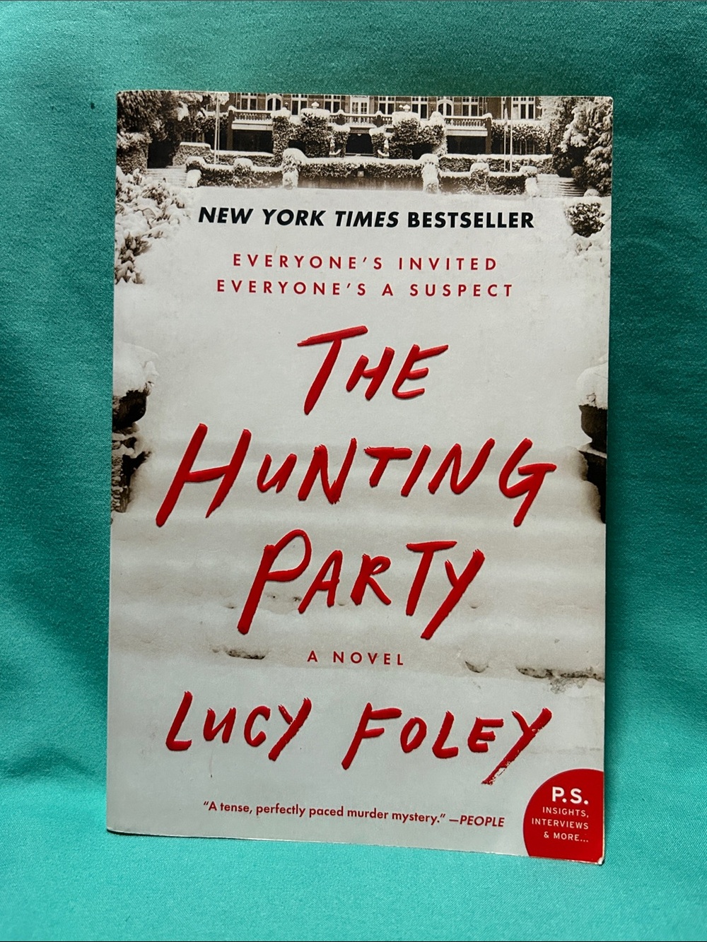 The Hunting Party -Fiction- Paperback - By Lucy Foley